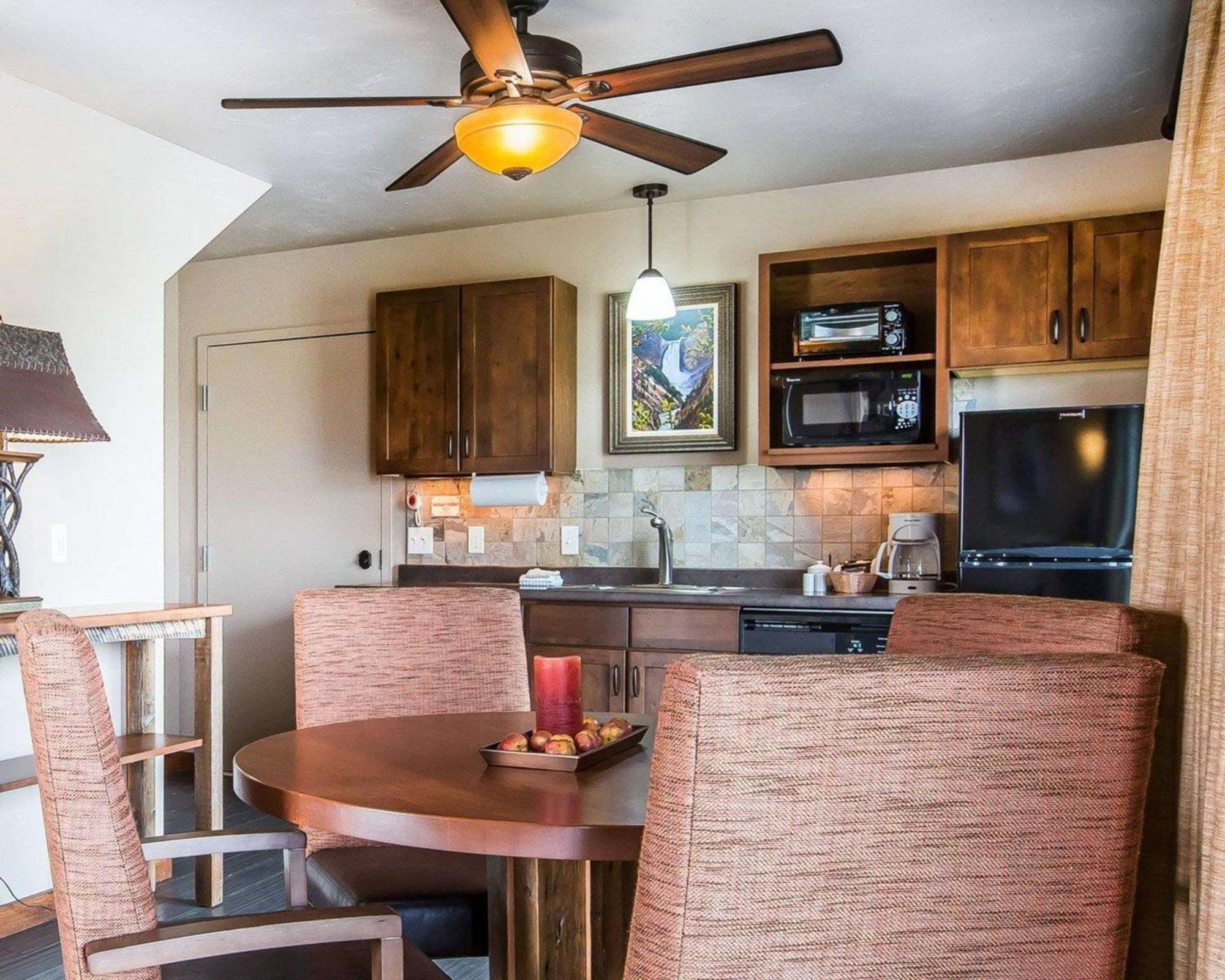 Yellowstone Valley Lodge, Ascend Hotel Collection Pray Ngoại thất bức ảnh
