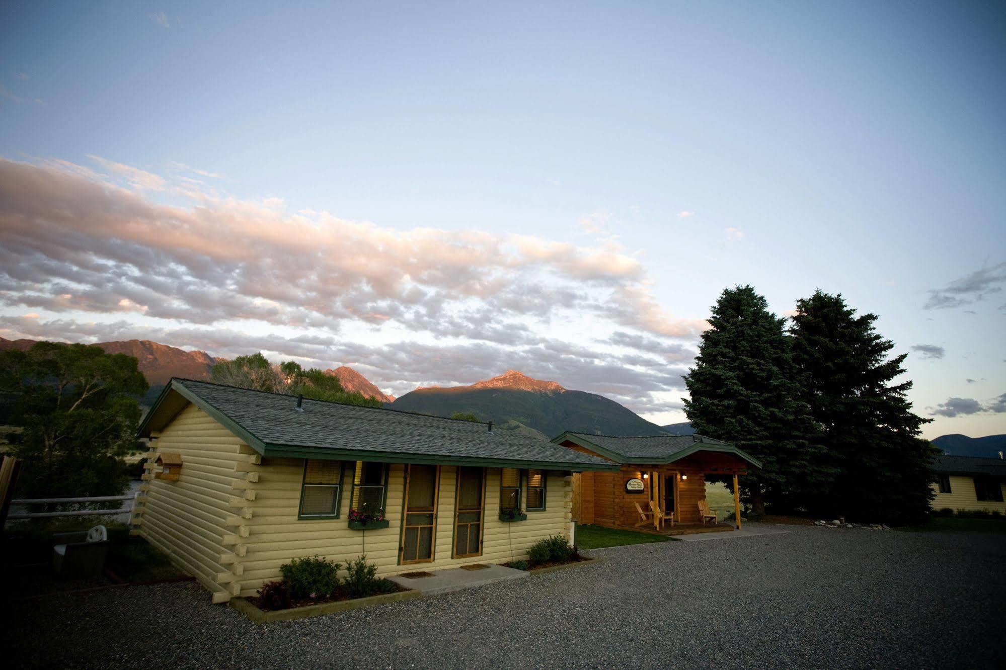 Yellowstone Valley Lodge, Ascend Hotel Collection Pray Ngoại thất bức ảnh