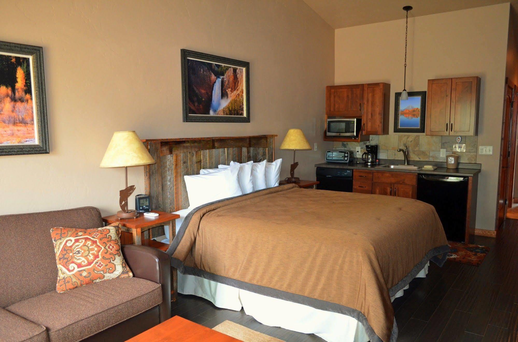 Yellowstone Valley Lodge, Ascend Hotel Collection Pray Ngoại thất bức ảnh